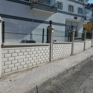 betonarme desenli bahçe duvarı yapımı